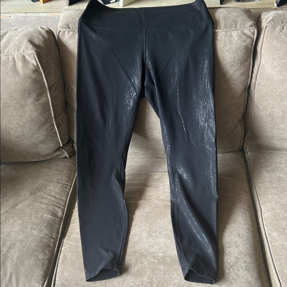 Lululemon shiny black leggings, size L